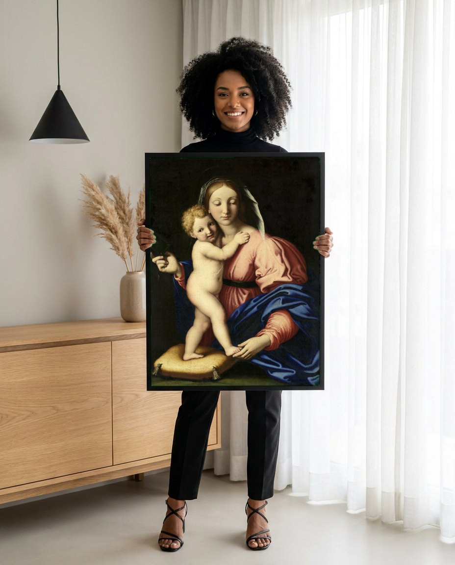 Quadro Decorativo A Virgem e o Menino - Sassoferrato | modelo apresentando o quadro emoldurado