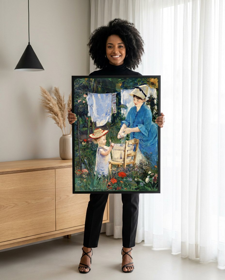 Quadro Decorativo A Lavadeira - Edouard Manet | modelo apresentando o quadro emoldurado