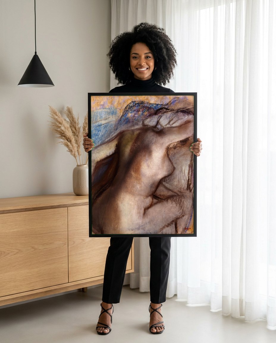 Quadro Decorativo Nu Feminino - Edgar Degas | modelo apresentando o quadro emoldurado