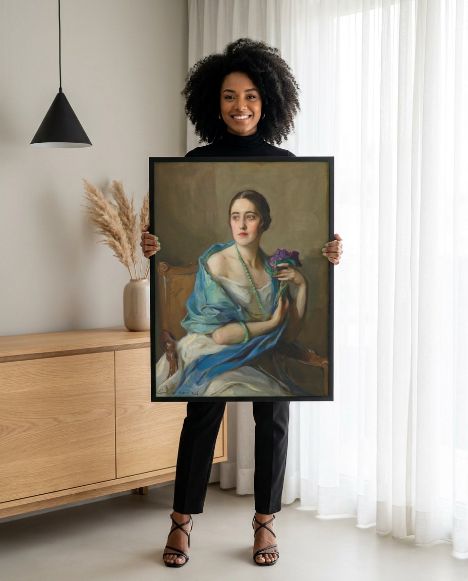 Quadro Decorativo Retrato Feminino Elegante - Philip Alexius de László | modelo apresentando o quadro emoldurado