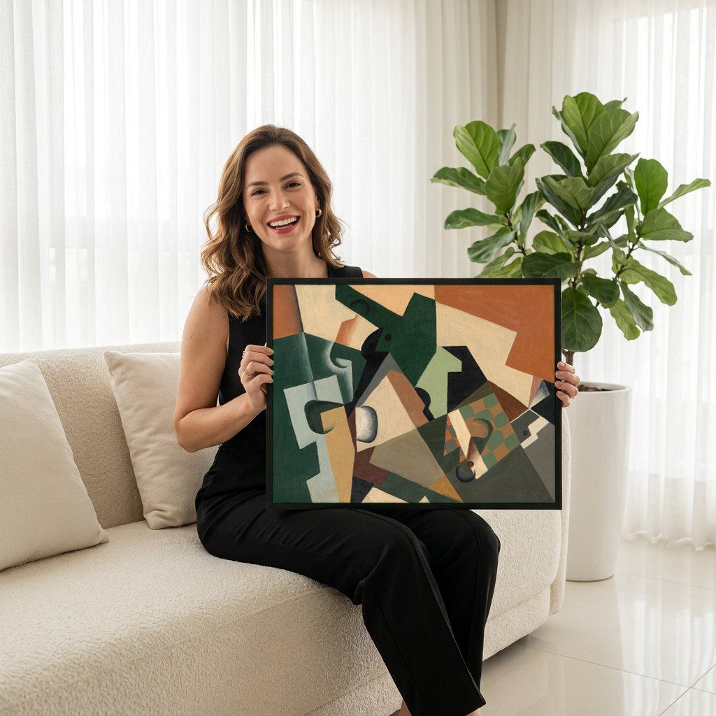 Quadro Decorativo Composição Cubista - Juan Gris | modelo apresentando o quadro emoldurado