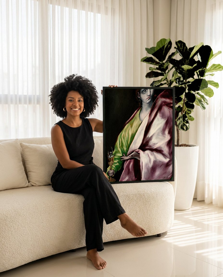 Quadro Decorativo São João Evangelista - El Greco com modelo em ambiente