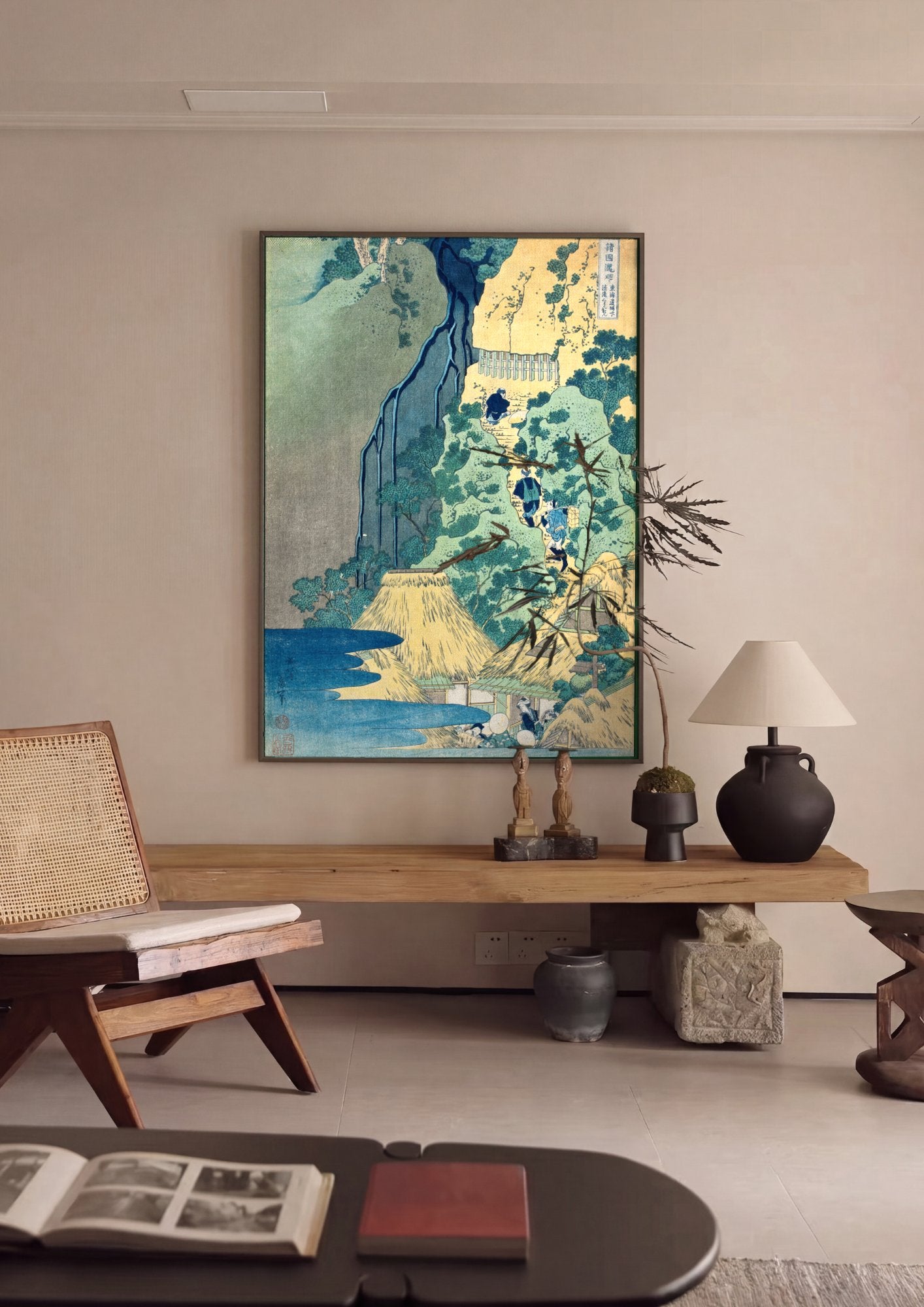 Quadro Decorativo A Cachoeira de Amida - Hokusai em ambiente decorado