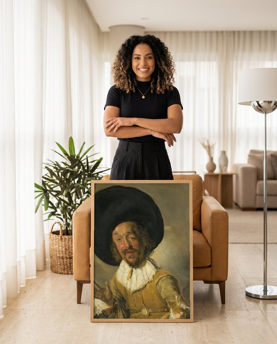 Quadro Decorativo 'O Menino Alegre' - Frans Hals com modelo em ambiente