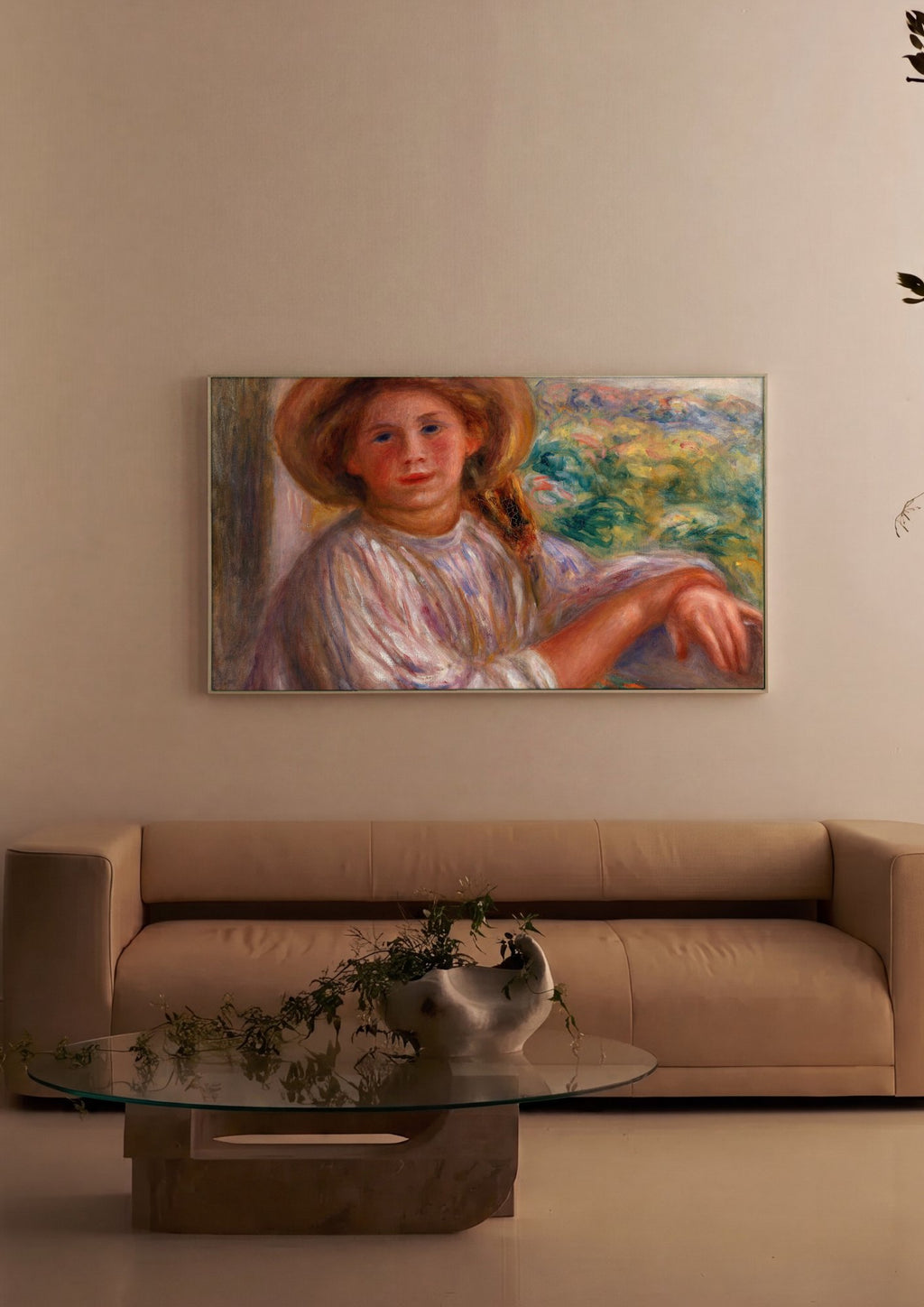 Quadro Decorativo Jovem Mulher com Chapeu - Renoir em ambiente decorado
