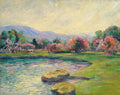 Quadro decorativo paisagem colorida com rio, árvores em tons de rosa e laranja, montanhas azuis ao fundo, atribuído a Armand Guillaumin.