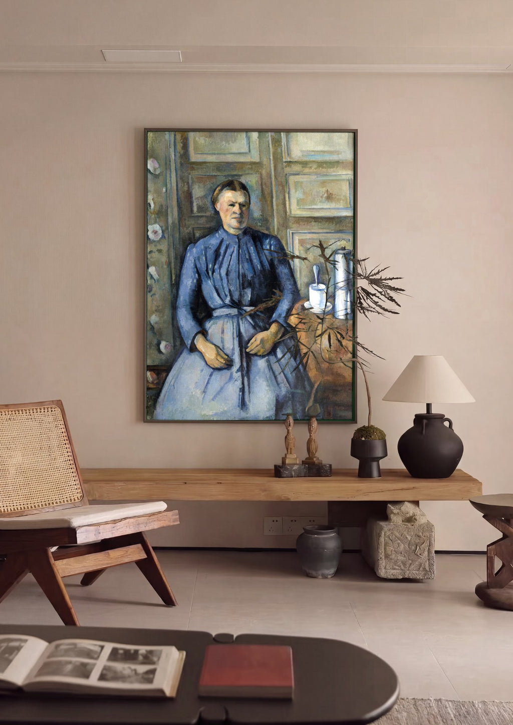 Quadro Decorativo A Mulher no Azul - Paul Cézanne em ambiente decorado