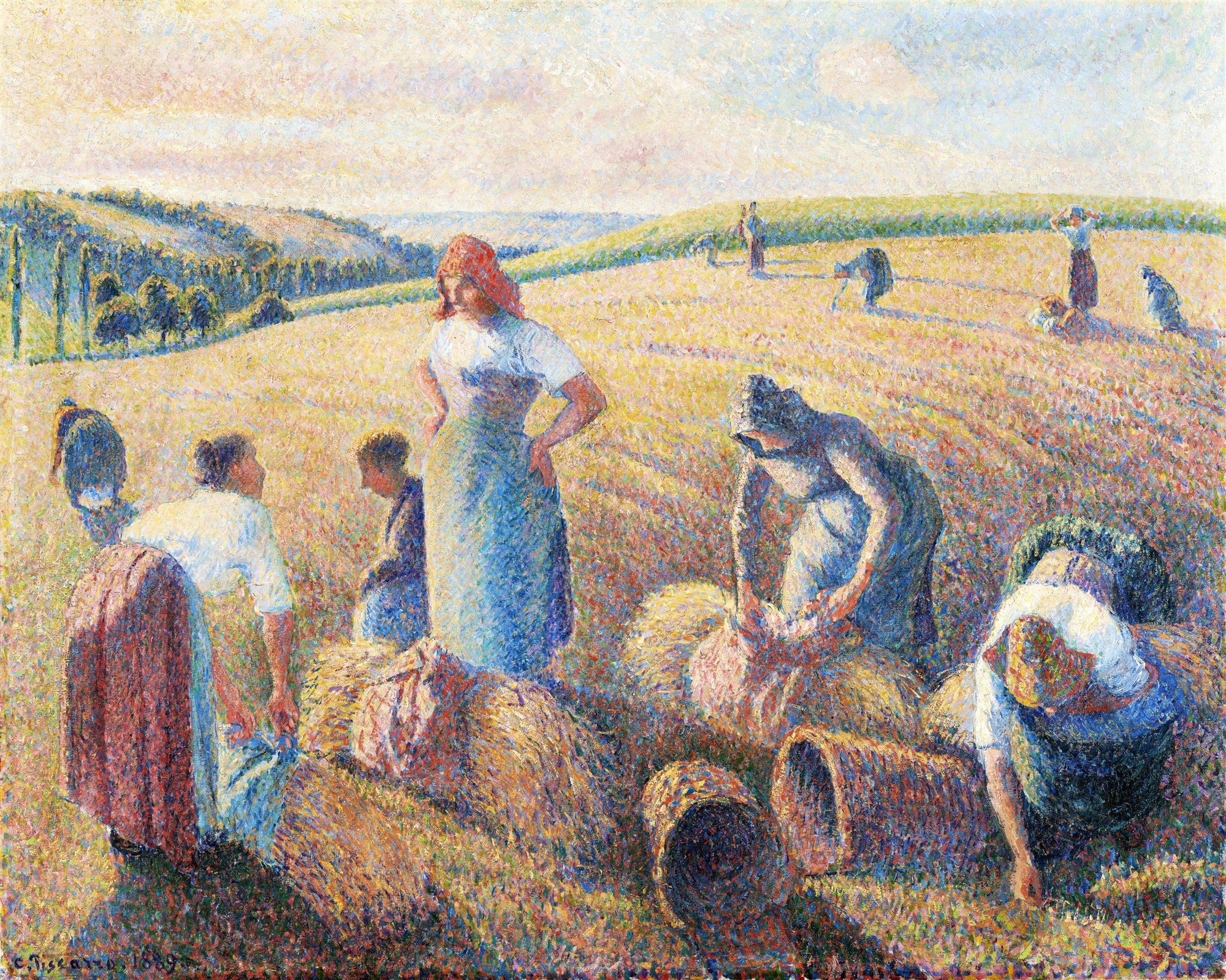 Quadro decorativo com pintura de Camille Pissarro, 'La Moissonneuse', mostrando mulheres colhendo trigo em um campo dourado sob um céu claro, com fardos de feno e paisagem montanhosa ao fundo.