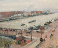 Quadro decorativo com vista aérea de um porto francês em dia nublado, com barcos no rio e movimento de pessoas e carroças na margem, estilo impressionista de Camille Pissarro.
