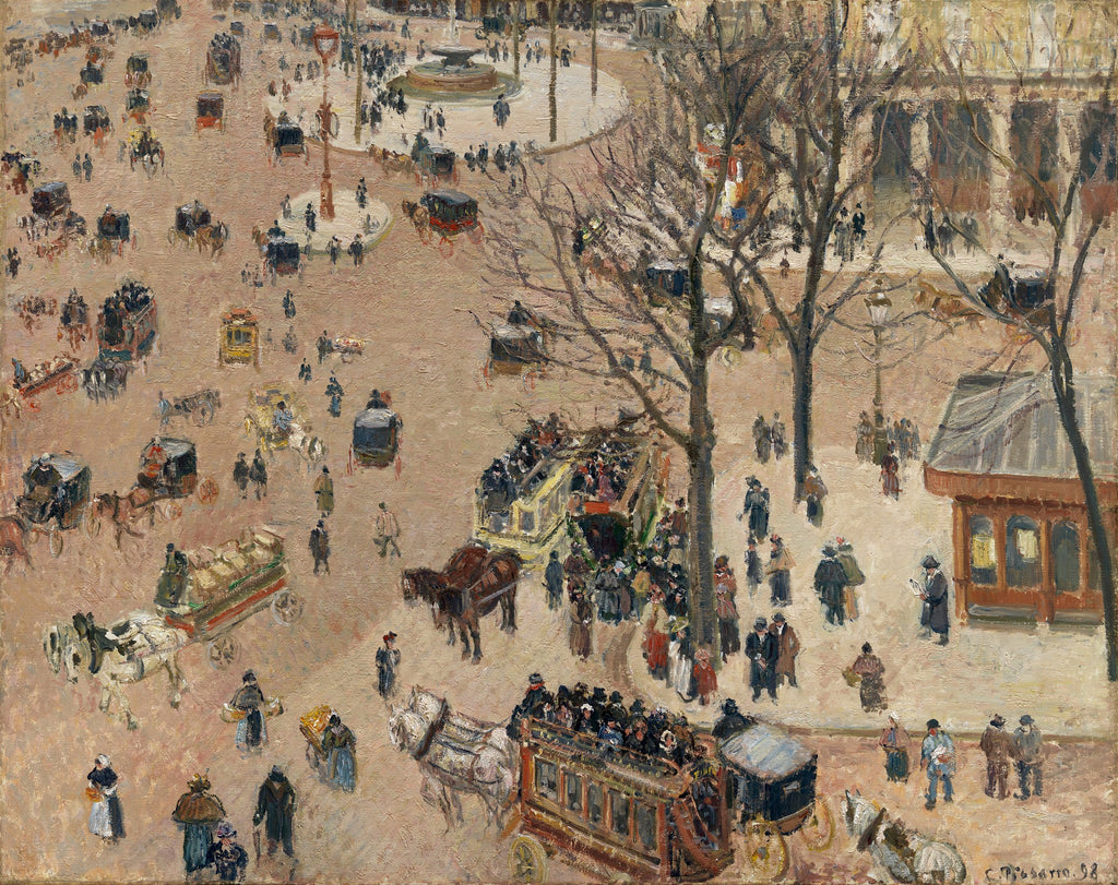 Pintura a óleo de Camille Pissarro mostrando uma vista aérea de um movimentado boulevard parisiense com pessoas, carruagens e árvores secas, sob uma luz difusa.