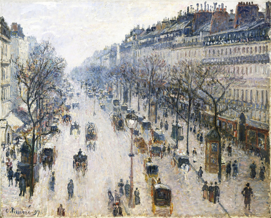 Quadro decorativo do Boulevard Montmartre, Paris, pintado por Camille Pissarro, mostrando uma rua movimentada com carruagens e pessoas sob uma luz suave e invernal ou primaveril, com árvores sem folhas e prédios antigos ao fundo.