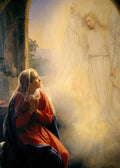 Quadro de Carl Bloch, A Anunciação, mostrando a Virgem Maria ajoelhada em oração com um anjo celestial à direita em uma luz dourada, em um ambiente interno com uma janela ao fundo.