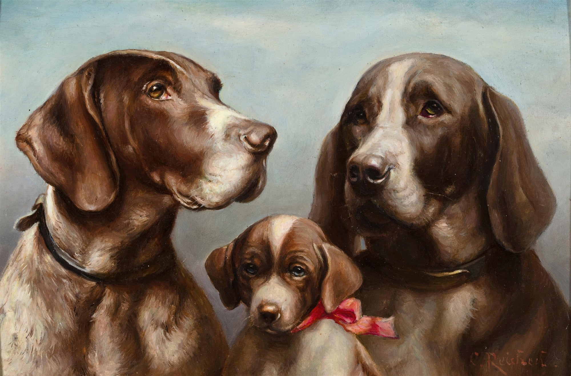 Pintura a óleo de três cães da raça Pointer Alemão de pelo curto, sendo dois adultos de porte médio e um filhote. Os cães adultos são marrons e brancos, com coleiras escuras. O filhote, também marrom e branco, usa um laço rosa no pescoço. O fundo é um céu azul claro.