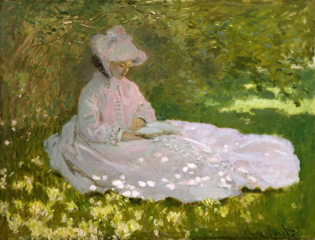 Mulher sentada em um jardim, vestindo um vestido branco e chapéu, lendo um livro. A luz do sol filtra pelas folhas, criando manchas de luz no chão e no vestido. Estilo impressionista com pinceladas soltas e cores vibrantes, dominado por tons de verde e branco.