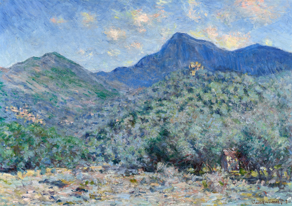 Quadro decorativo paisagem montanhosa de Claude Monet, com céu azul claro, montanhas azuis e verdes, e densa vegetação em tons de verde e oliva, com algumas construções pequenas e claras em meio às colinas.