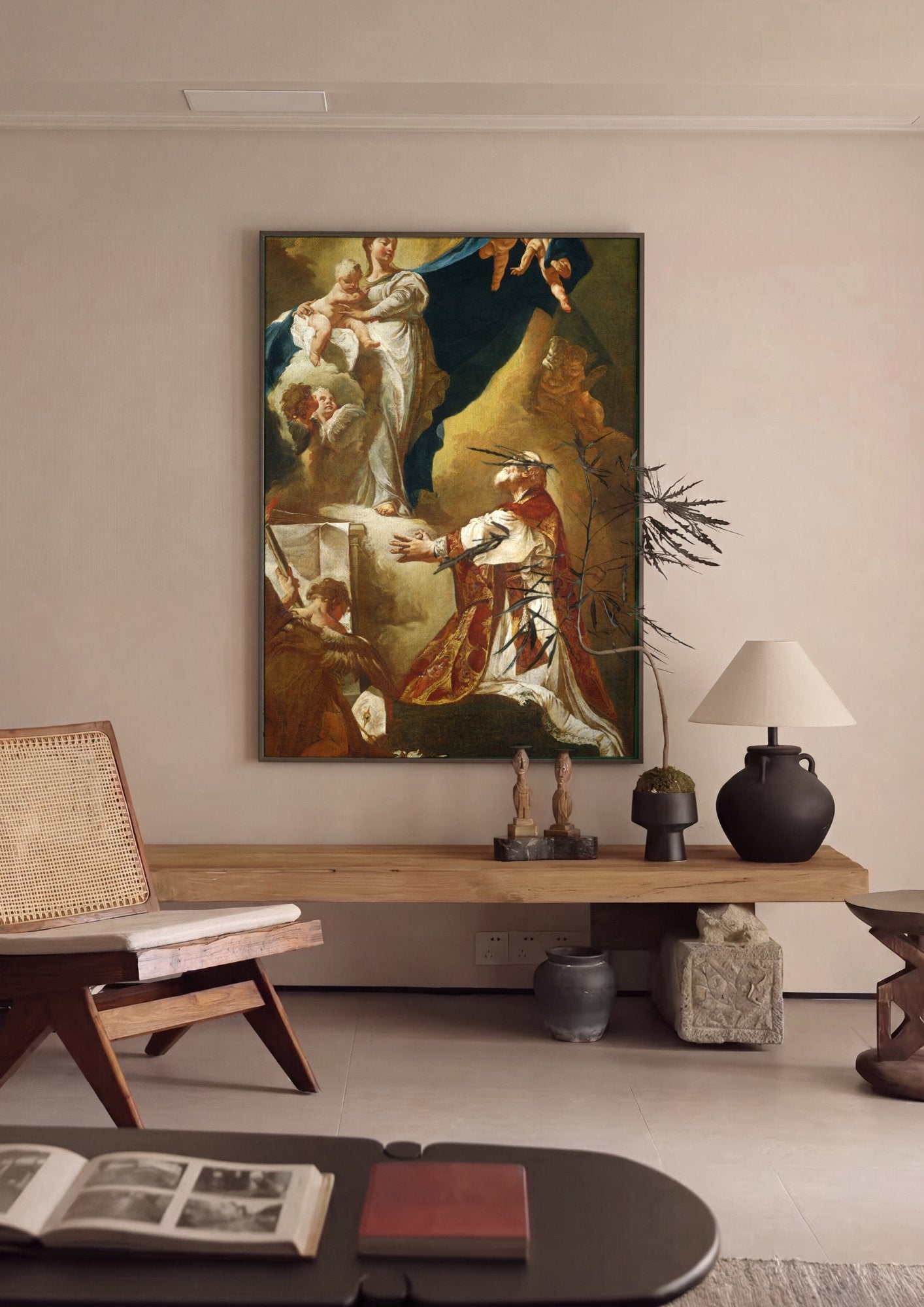 Quadro Decorativo A Virgem e o Menino com São Filipe Neri - Piazzetta em ambiente decorado