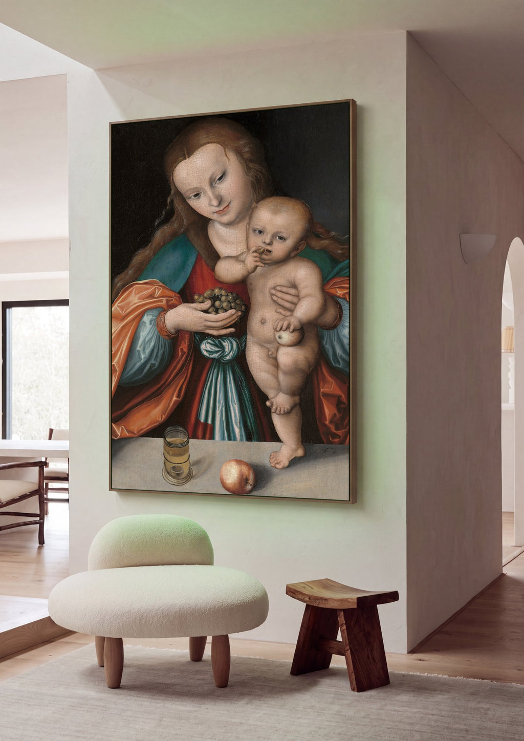 Quadro Decorativo A Virgem e o Menino com um Cacho de Uvas - Cranach em ambiente decorado