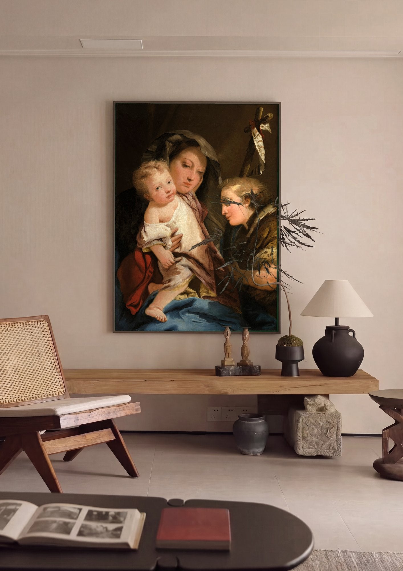 Quadro Decorativo A Virgem e o Menino com São João Batista - G. D. Tiepolo em ambiente decorado
