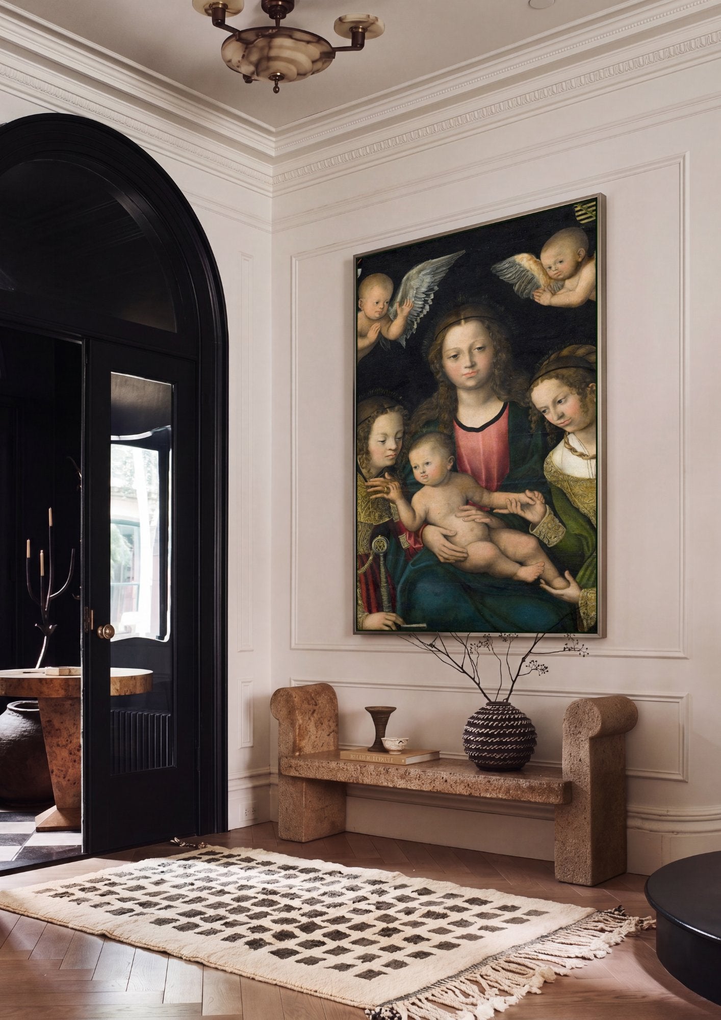 Quadro Decorativo A Virgem e o Menino com Santas - Cranach em ambiente decorado