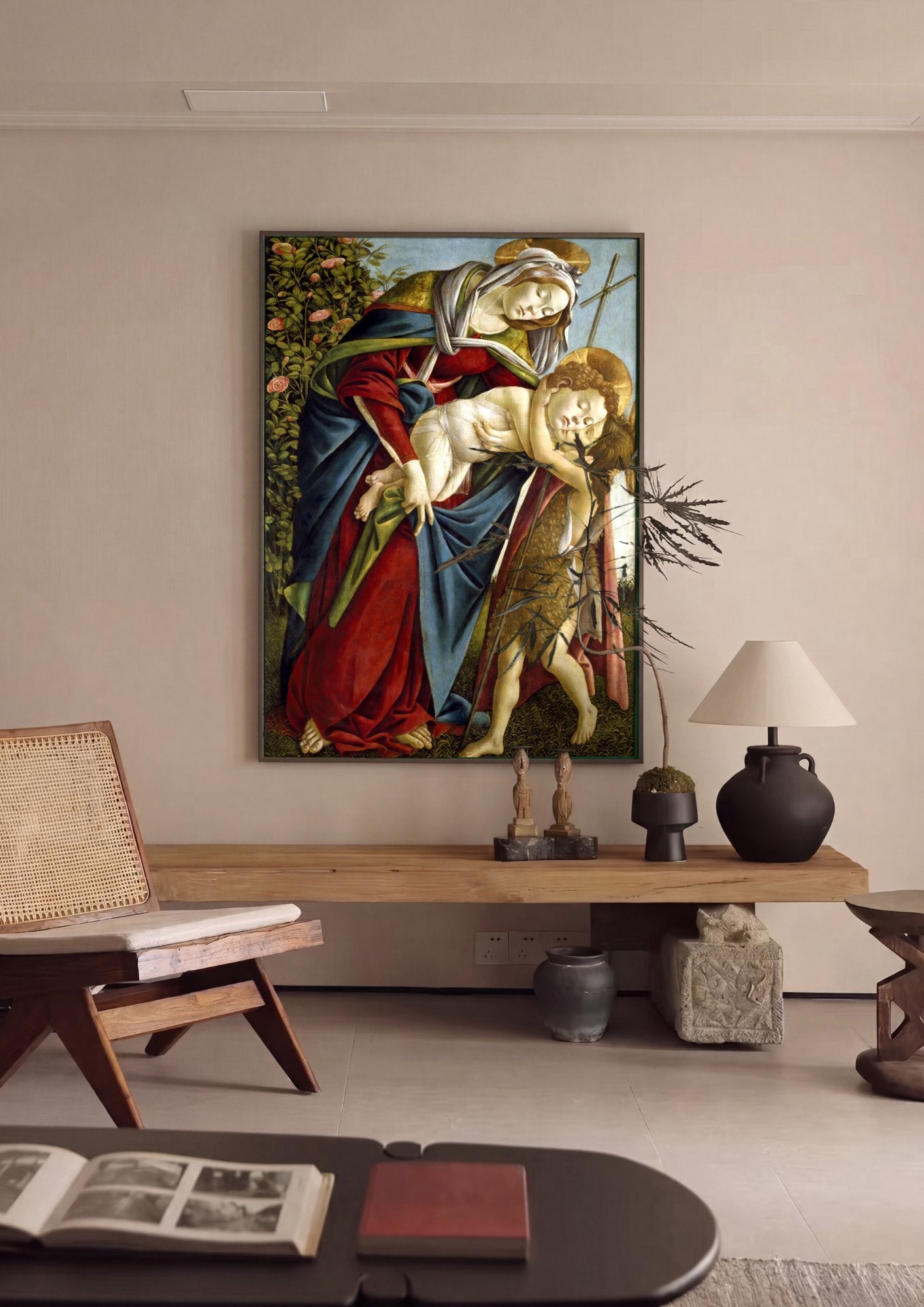 Quadro Decorativo A Virgem e o Menino com São João Batista - Botticelli em ambiente decorado