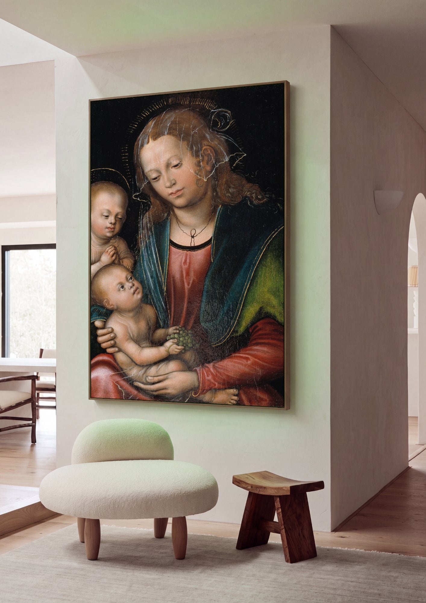 Quadro Decorativo A Virgem e o Menino com São João Batista - Cranach em ambiente decorado