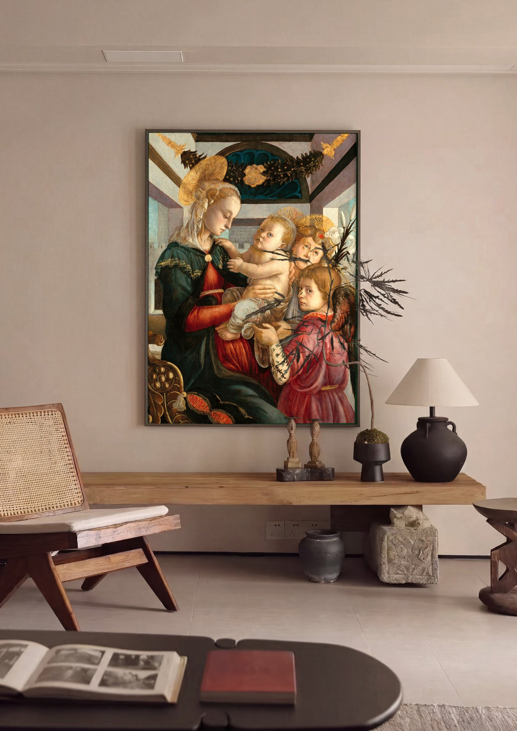 Quadro Decorativo Madona e o Menino com Anjos - Botticelli em ambiente decorado