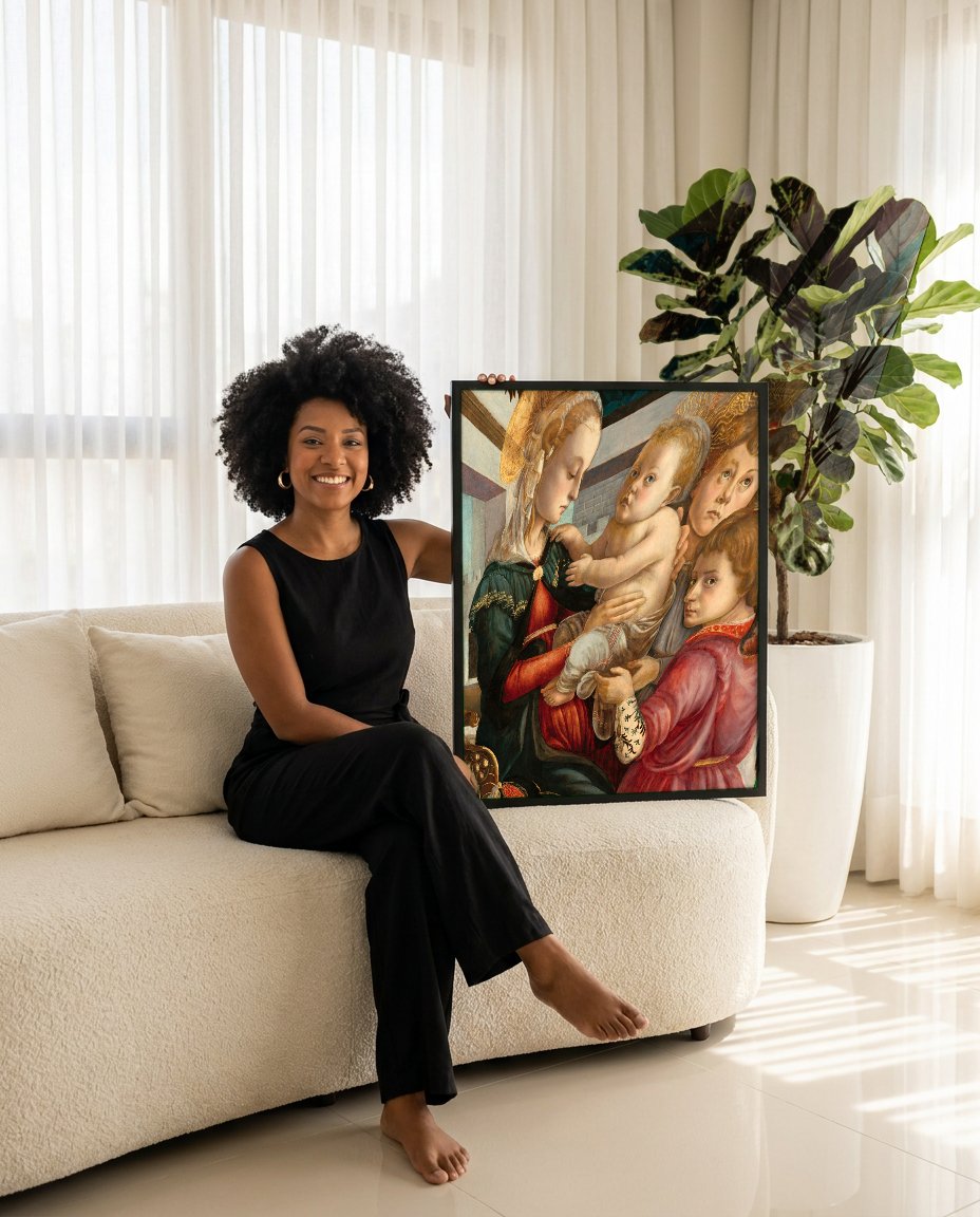 Quadro Decorativo Madona e o Menino com Anjos - Botticelli com modelo em ambiente