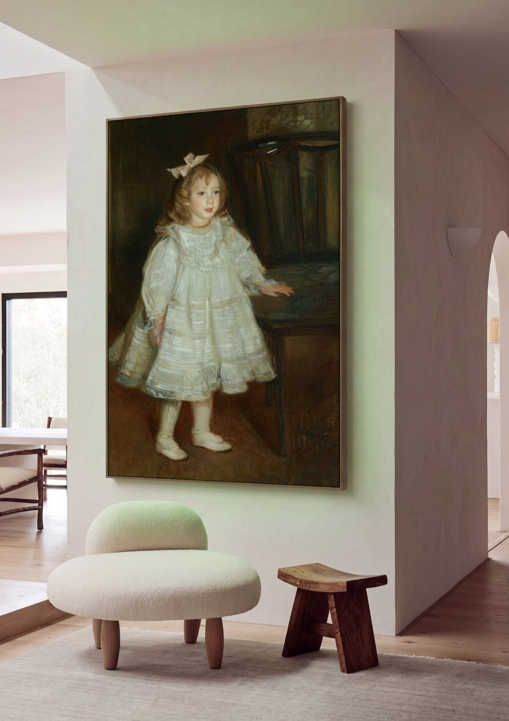 Quadro Decorativo 'Menina de Branco' - Jacques Émile Blanche em ambiente decorado