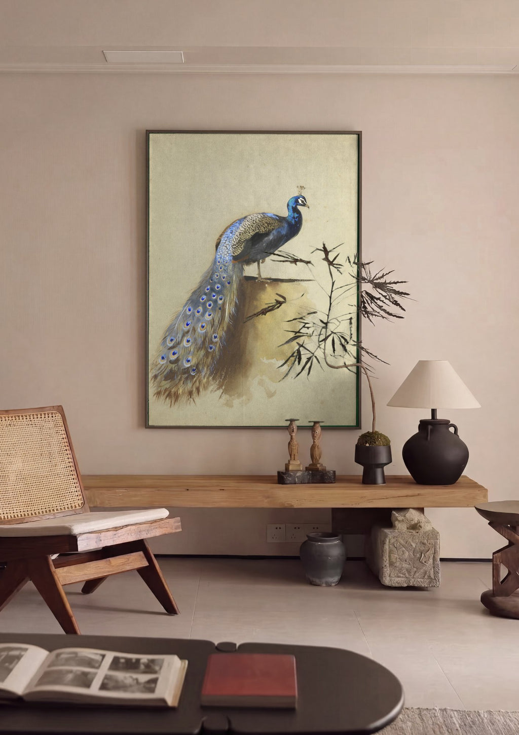 Quadro Decorativo Pavão Real - Archibald Thorburn em ambiente decorado