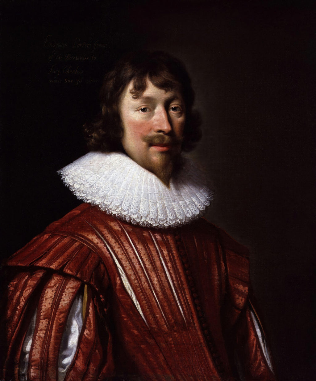 Retrato de um cavalheiro com bigode e barba, vestindo uma gola de renda branca e um casaco vermelho-marrom ricamente adornado, contra um fundo escuro. Obra de Daniël Mijtens.