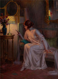 Mulher ruiva em camisola lendo carta à luz de abajur, cena intimista de Delphin Enjolras