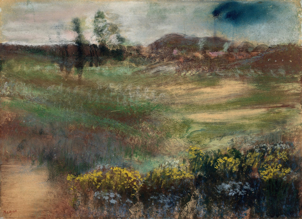 Paisagem com campo verde e amarelo, montanhas ao fundo e céu nublado, estilo impressionista de Edgar Degas.