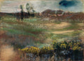 Paisagem com campo verde e amarelo, montanhas ao fundo e céu nublado, estilo impressionista de Edgar Degas.
