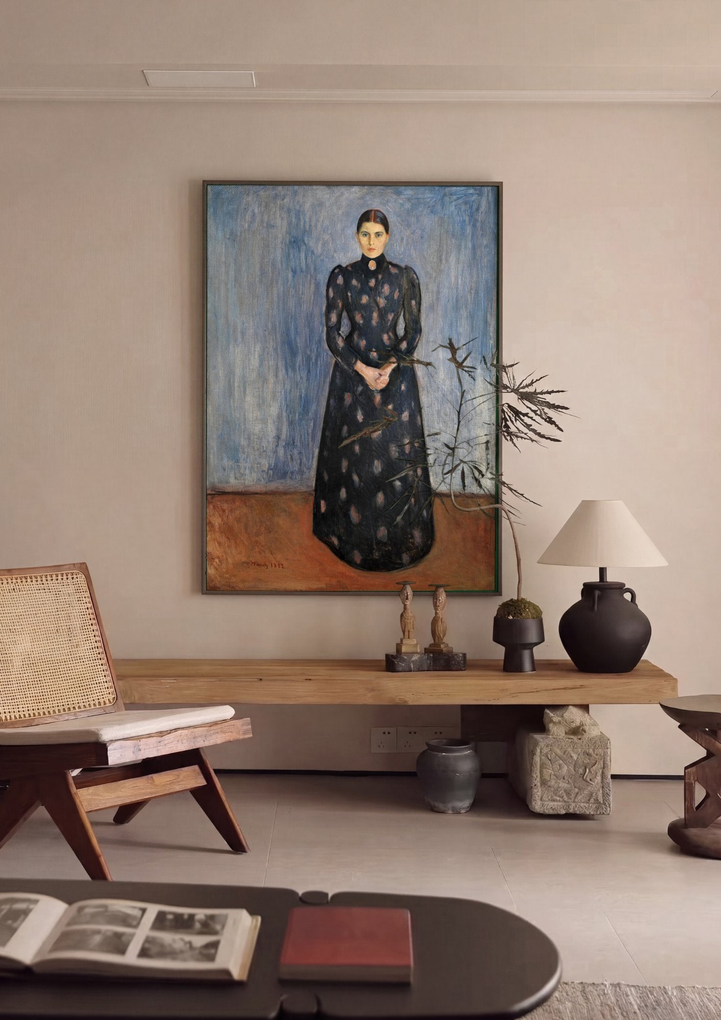 Quadro Decorativo A Senhora em Preto - Edvard Munch em ambiente decorado