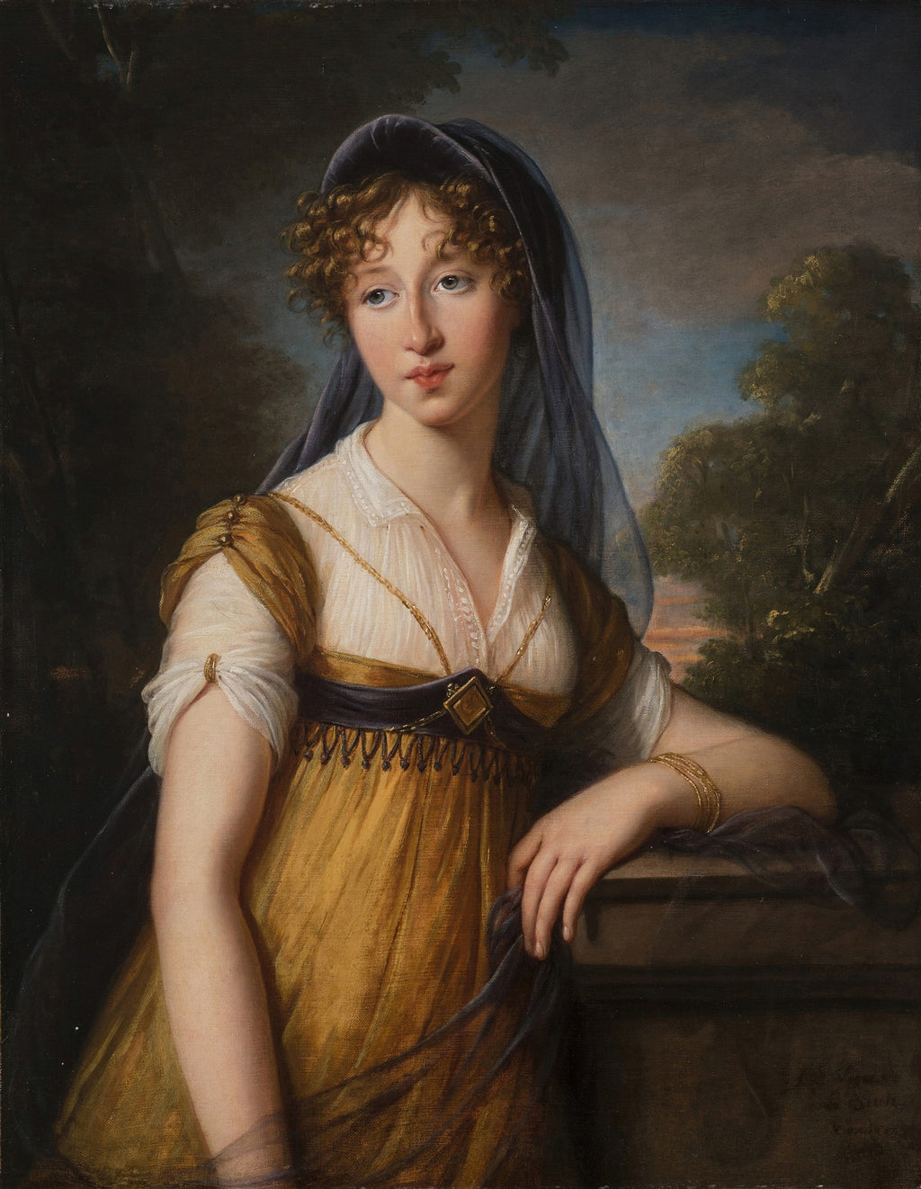 Retrato de uma jovem mulher com vestido dourado e véu azul, estilo clássico, atribuído a Elisabeth Louise Vigée Le Brun.