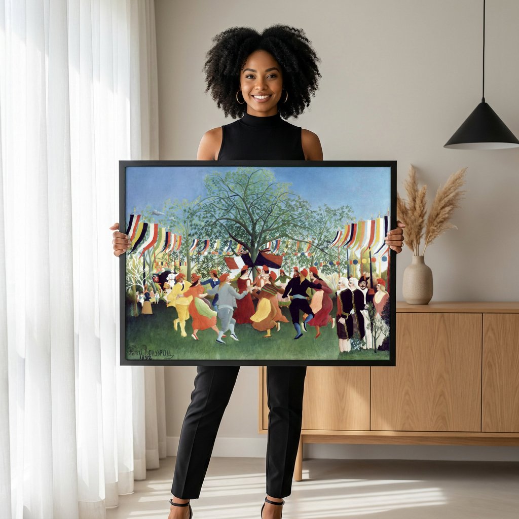 Quadro Decorativo A Festa da Independência - Henri Rousseau com modelo em ambiente