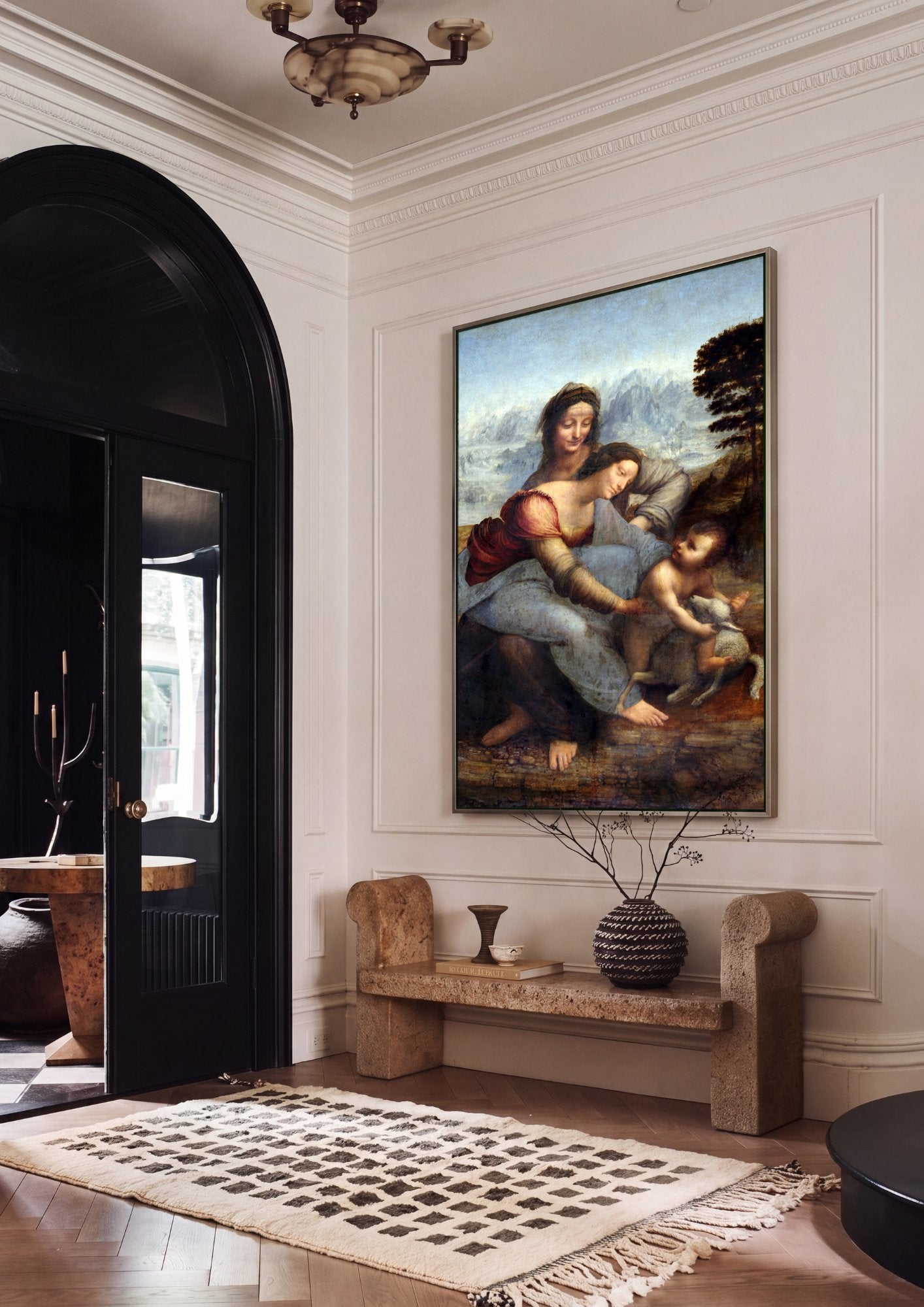 Quadro Decorativo A Virgem, o Menino Jesus e Sant'Ana - Da Vinci em ambiente decorado