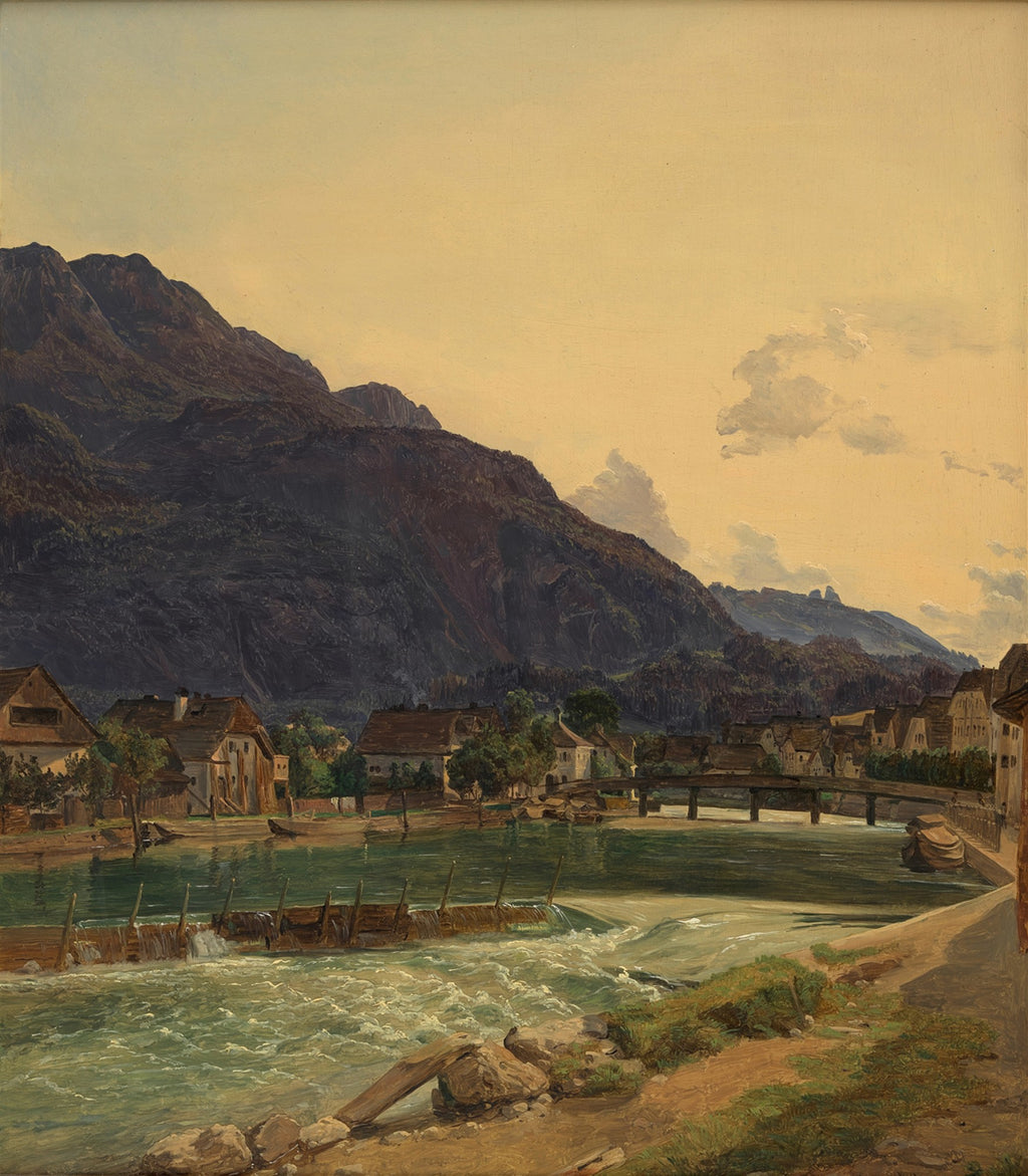 Pintura a óleo de paisagem alpina com montanhas, rio com corredeiras, ponte de madeira e casas de vilarejo sob um céu claro e amarelado. Atribuída a Ferdinand Georg Waldmüller.