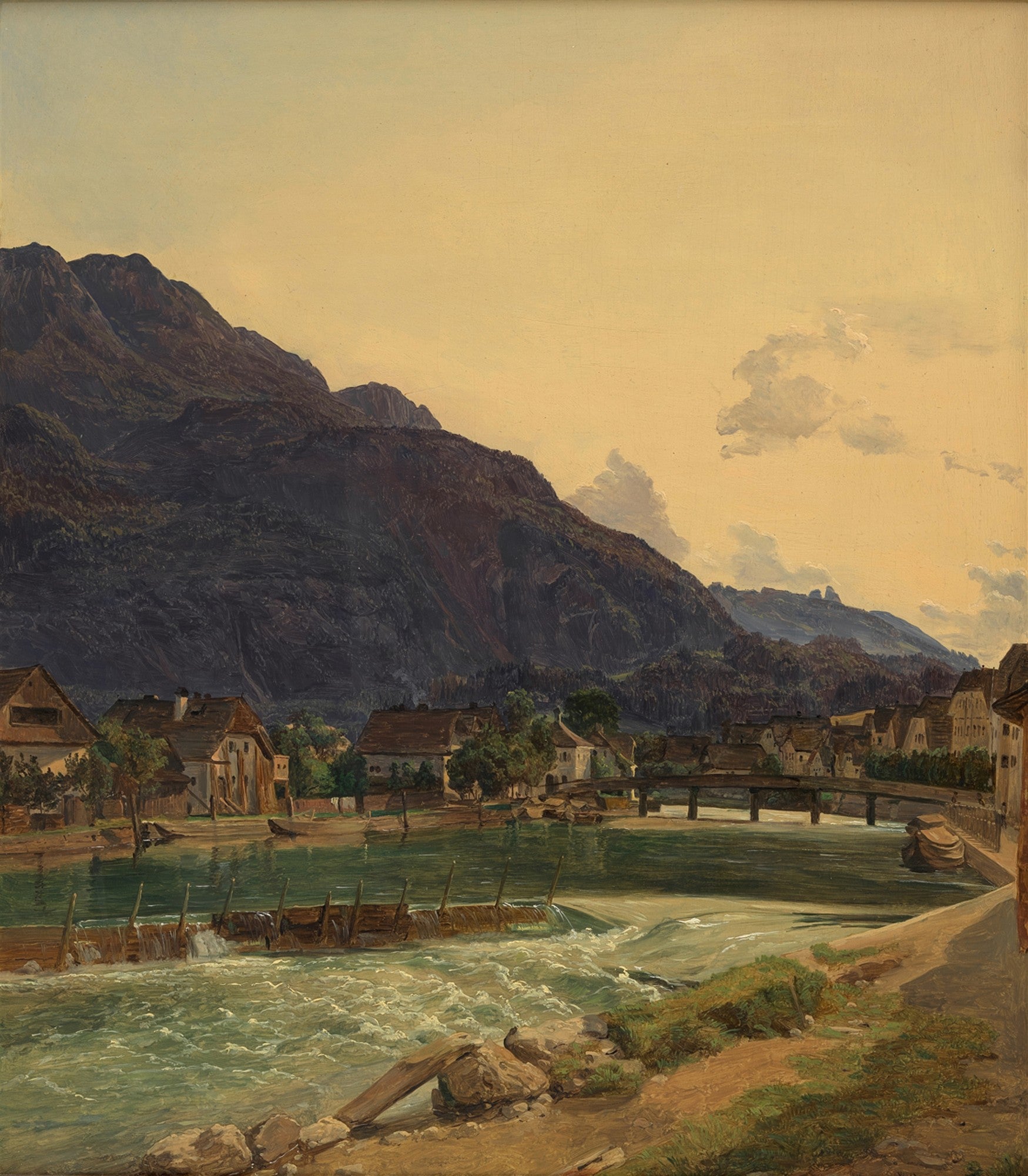 Pintura a óleo de paisagem alpina com montanhas, rio com corredeiras, ponte de madeira e casas de vilarejo sob um céu claro e amarelado. Atribuída a Ferdinand Georg Waldmüller.