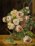 Quadro decorativo 'Rosas em Vaso' de Ferdinand Georg Waldmüller, exibindo um arranjo abundante de rosas brancas e rosadas em um vaso de vidro, sobre uma mesa de madeira, com fundo escuro e uma janela ornamentada. Detalhes de folhas e caules com espinhos, e pétalas caídas na mesa, com assinatura do artista e data (1882).