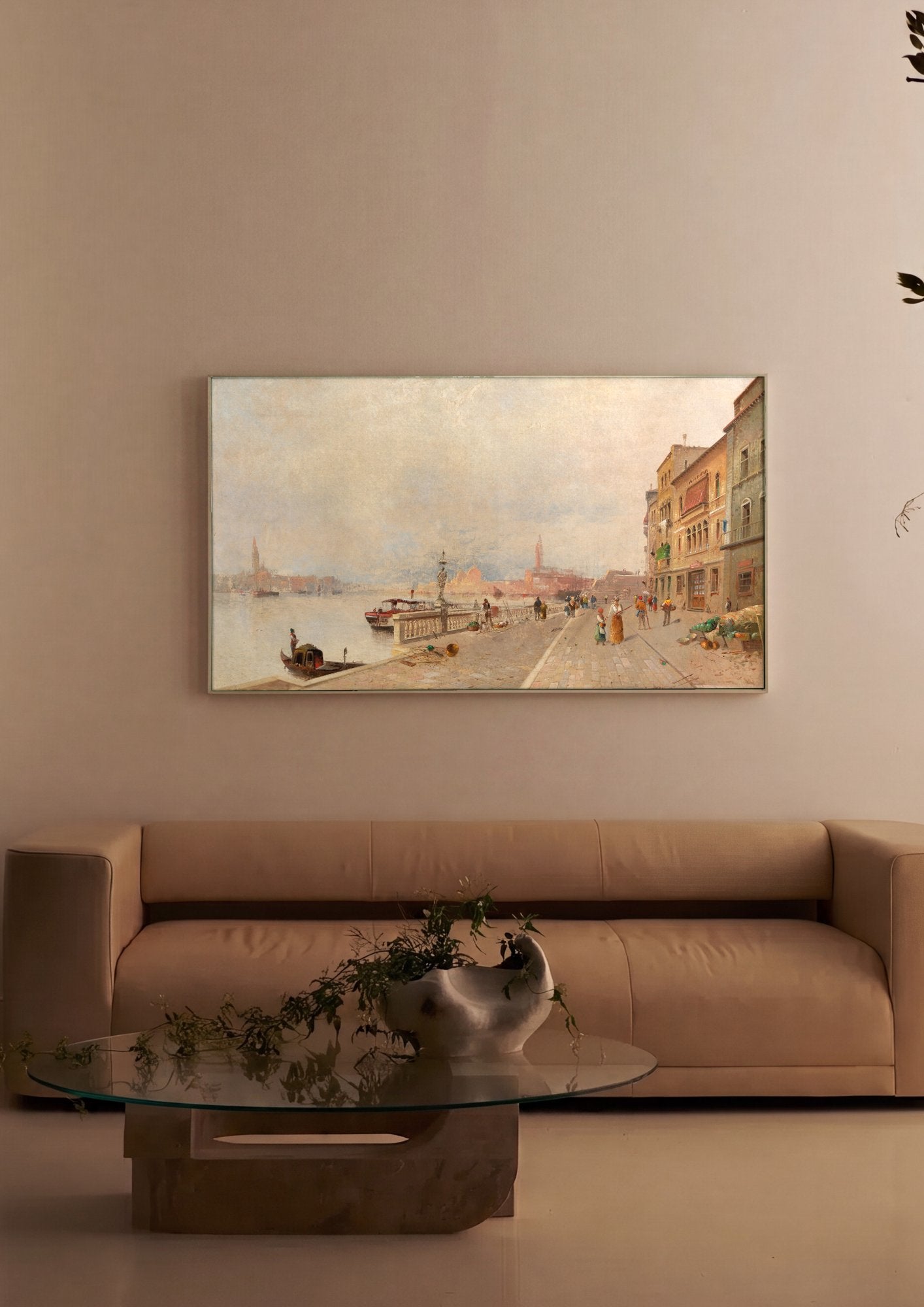 Quadro Decorativo Canal de Veneza com Figuras - Karl Kaufmann em ambiente decorado