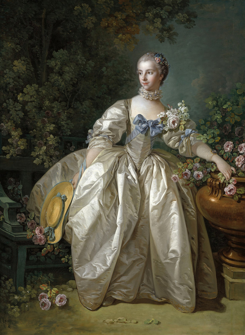 Retrato de Madame de Pompadour em um jardim, vestindo um suntuoso vestido de seda clara e segurando flores, pintado por François Boucher