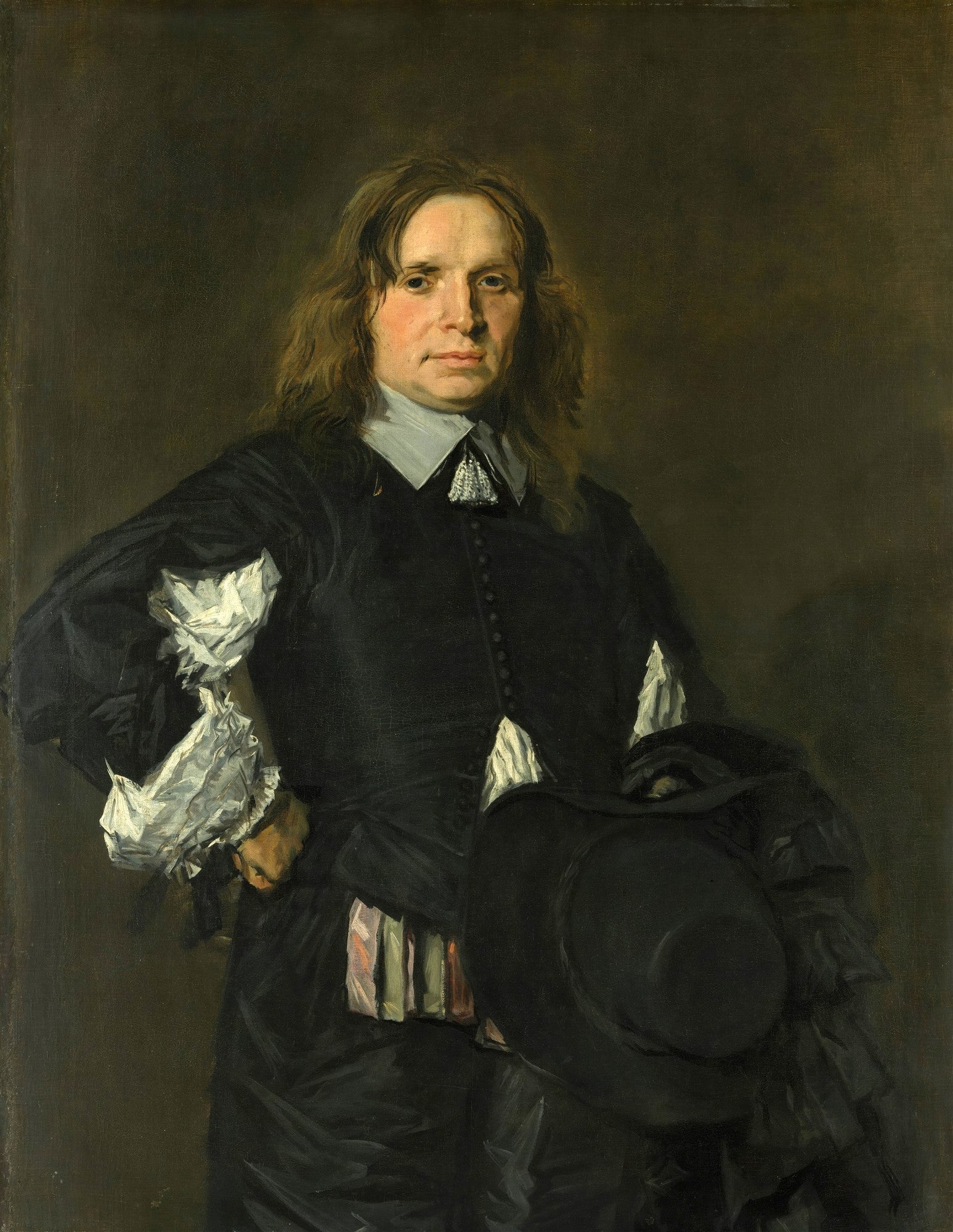 Retrato de um homem de meia-idade, com cabelos longos e castanhos, vestindo um casaco escuro com gola e punhos brancos, segurando um chapéu preto na mão esquerda. O fundo é escuro e neutro, em estilo barroco holandês.