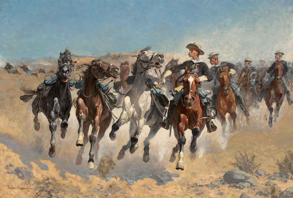 Quadro decorativo com pintura a óleo de Frederic Remington, 'Charge dos Dragões', mostrando cavaleiros militares a galope em uma paisagem árida, levantando poeira sob um céu azul.