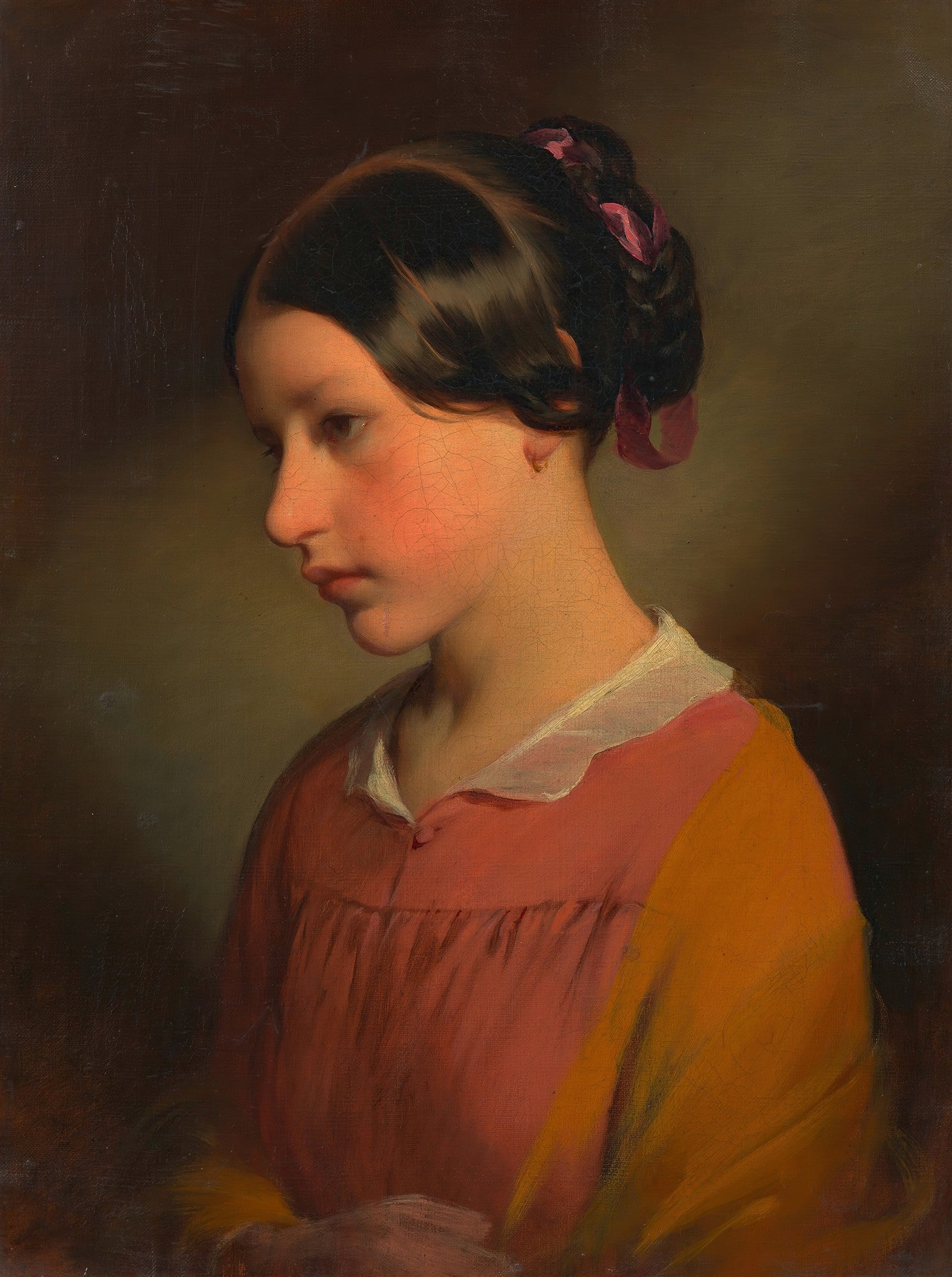 Retrato de uma jovem mulher, Amelie, olhando para baixo com expressão pensativa, pintada por Friedrich Von Amerling. Ela usa um vestido rosa e um lenço laranja, com um laço roxo no cabelo escuro. A iluminação suave destaca seu rosto e ombros.