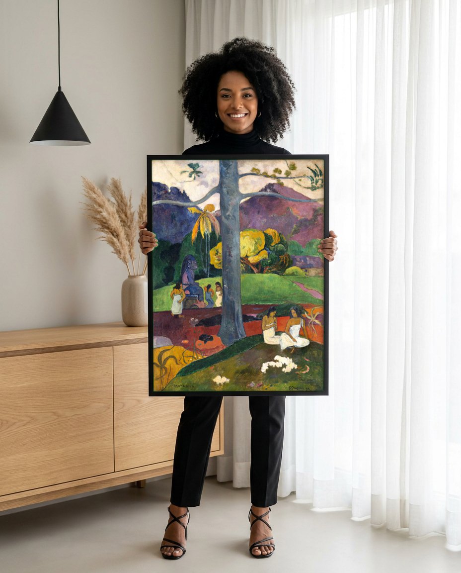 Quadro Decorativo Mata Mua (Era uma vez) - Gauguin | modelo apresentando o quadro emoldurado