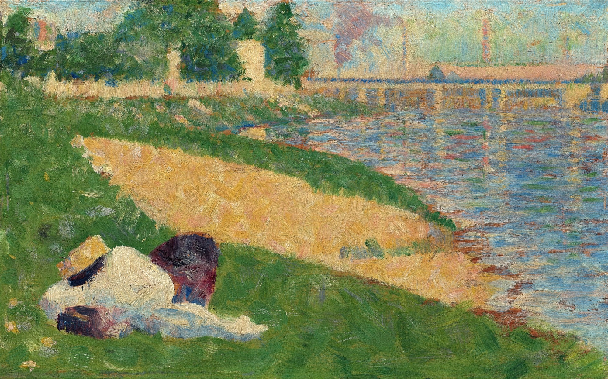 Quadro decorativo mostrando uma pessoa deitada na grama verde à beira de um rio calmo, com árvores e uma ponte ao fundo, pintado em estilo pontilhista por Georges Seurat, com cores vibrantes e texturas visíveis.