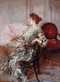 Retrato de uma mulher ruiva sentada de perfil, segurando um leque rosa, com vestido listrado e fundo neutro, obra de Giovanni Boldini.