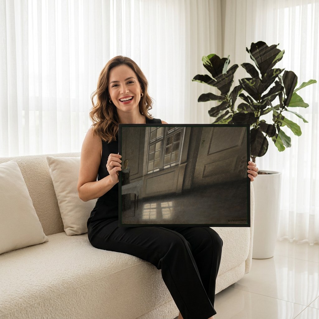 Quadro Decorativo Interior Iluminado - Hammershøi com modelo em ambiente