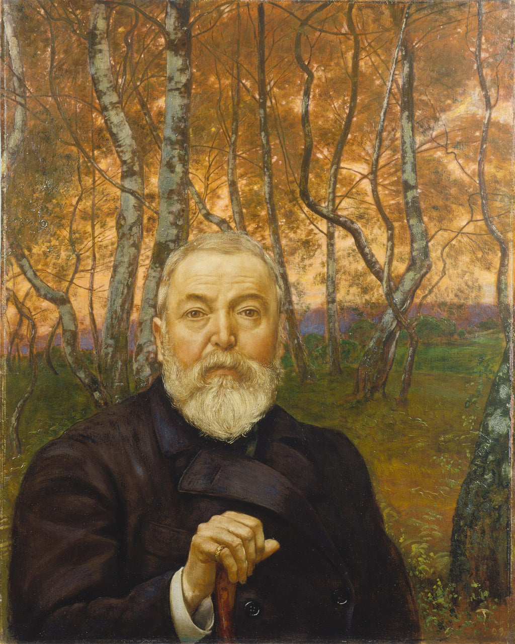 Quadro decorativo com retrato de um homem idoso barbudo em primeiro plano, vestindo casaco escuro, segurando uma bengala, com uma paisagem outonal de árvores de troncos claros e folhagem alaranjada ao fundo. Obra de Hans Thoma.